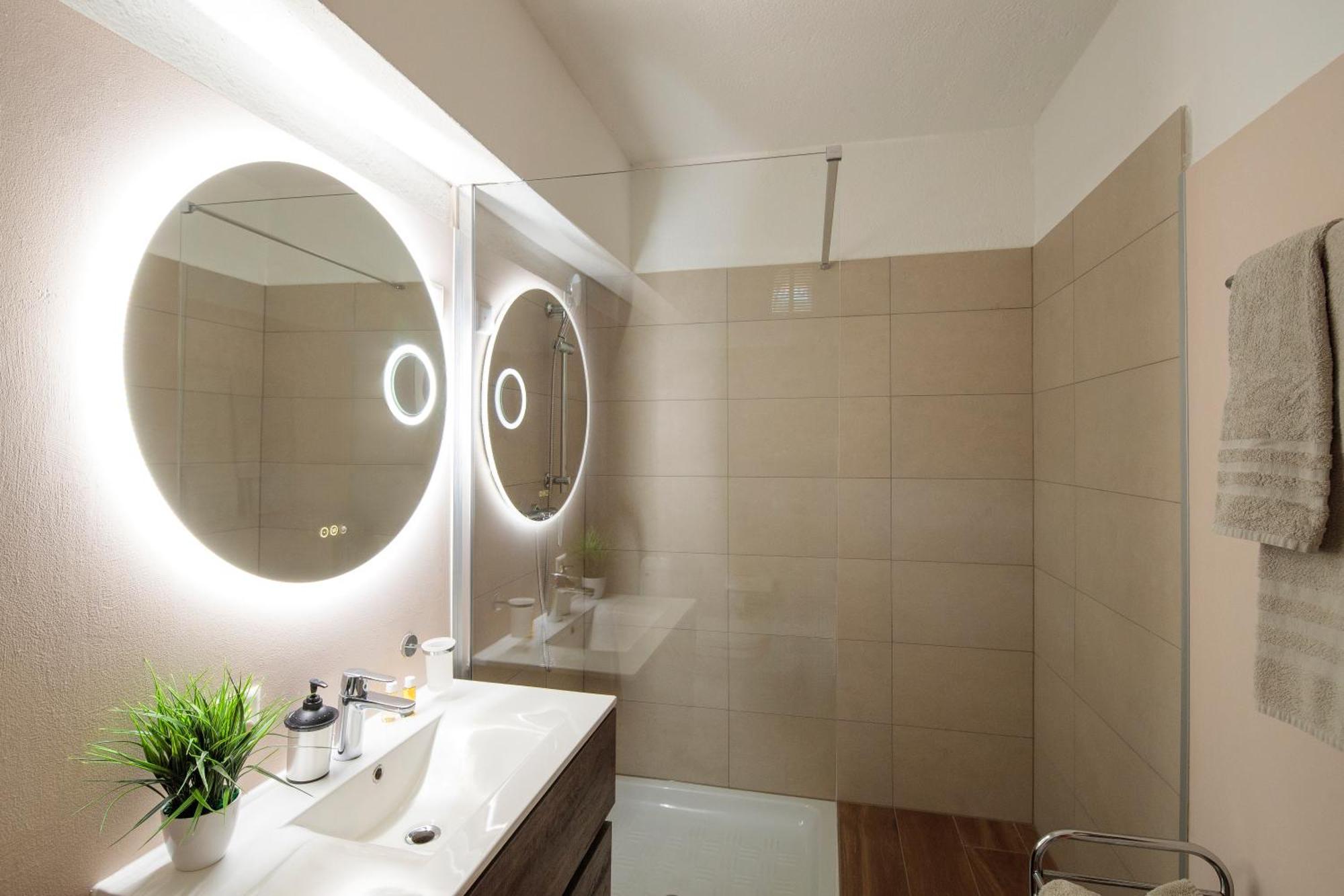 America Hotel 3*
